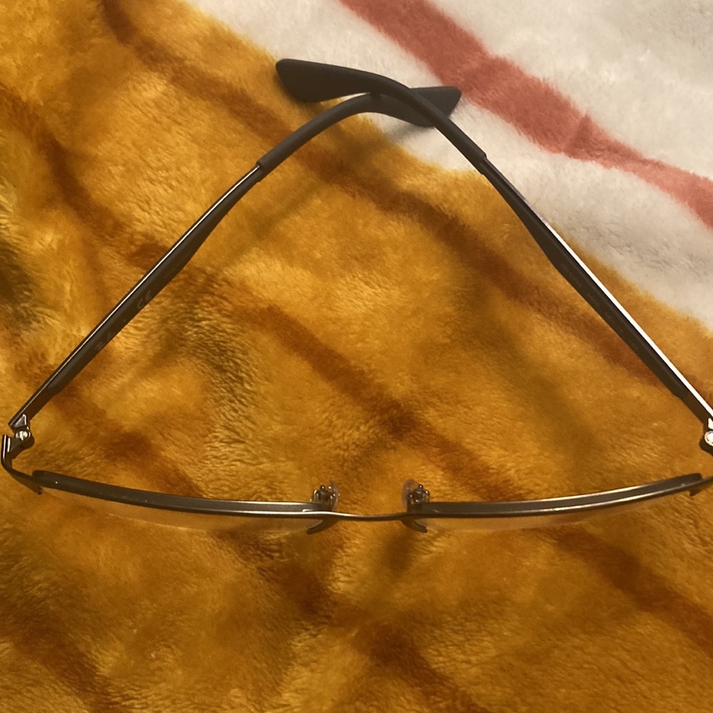 Lightweight charcoal RayBan frames - Picture 2 of 7
